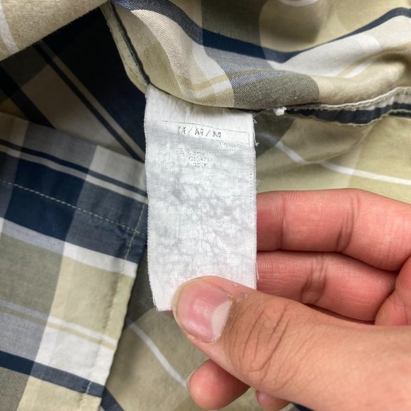 QUIKSILVER Shirt Men Medium M Beige Blue White Plaid Button Up Surf Surfing MENS - Picture 6 of 11